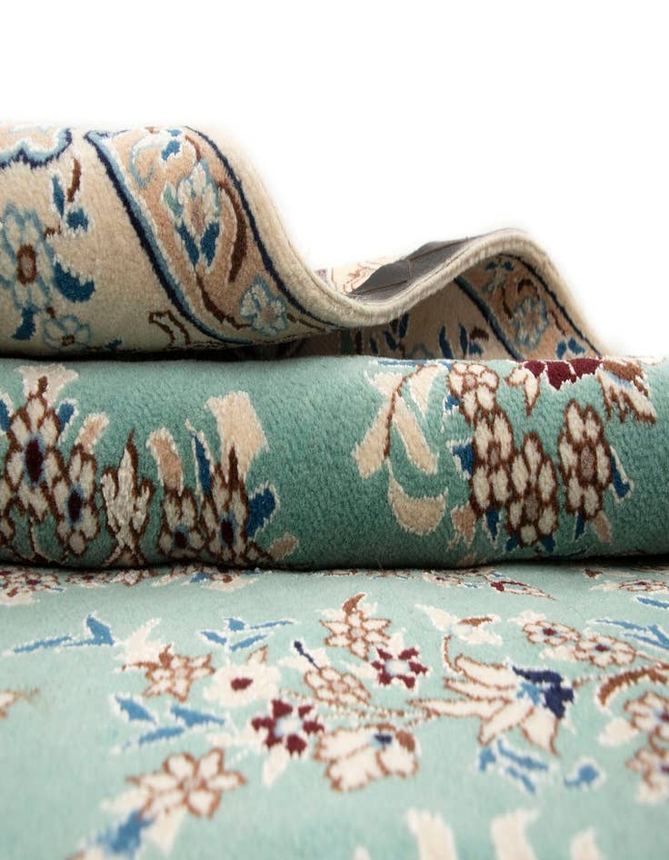 Detail image of 3' 3 x 4' 11 Hand Knotted Nain Persian Rug