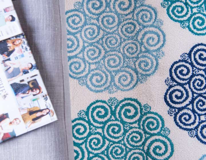 5' x 8' Open Hearts Rug