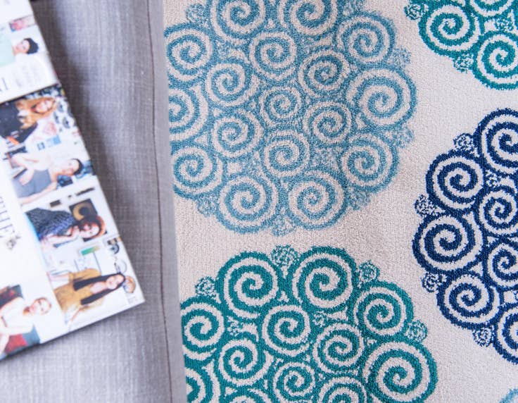 Detail image of 5' x 8' Open Hearts Rug