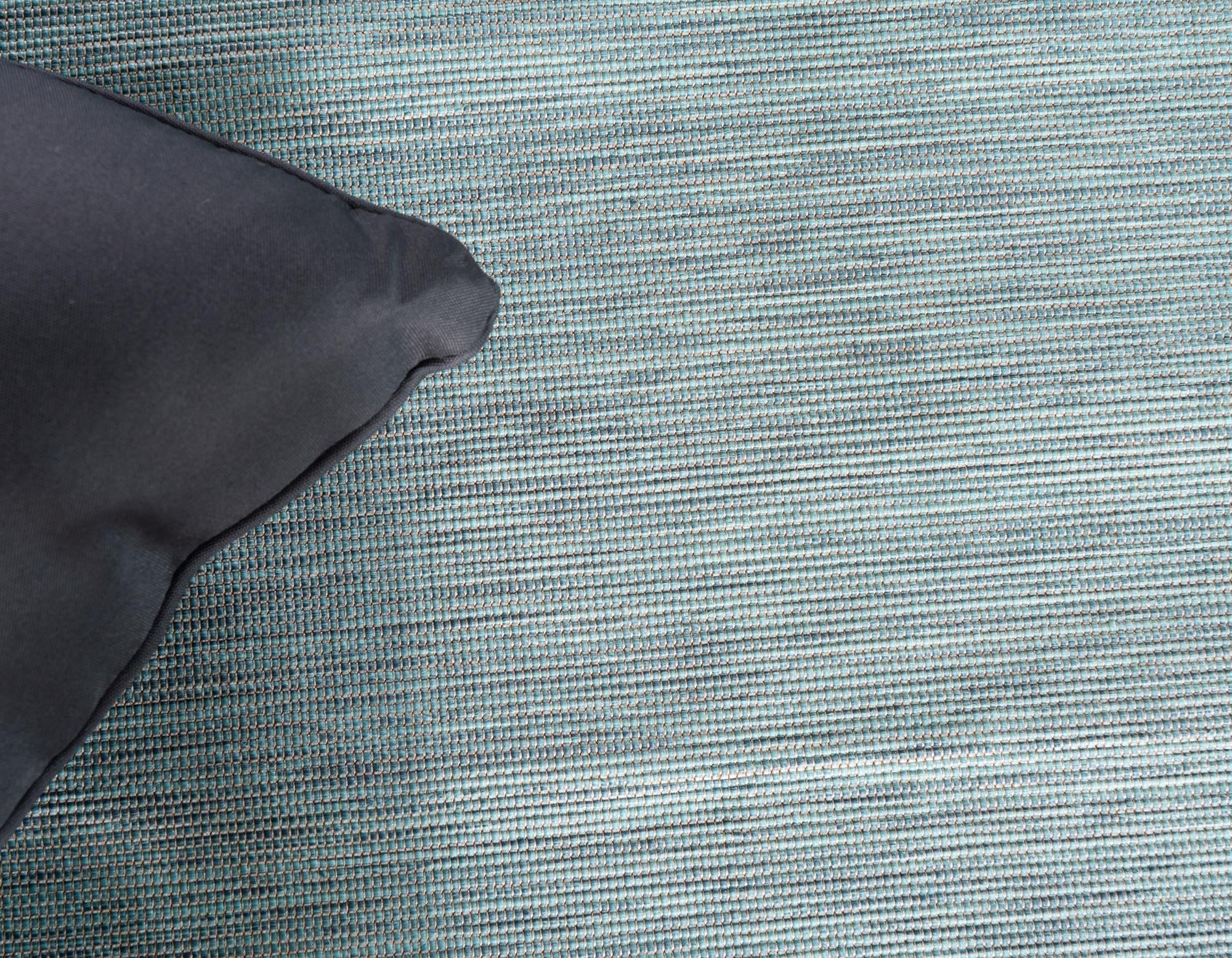 5' 3 x 8' Easy-Clean Solid Indoor / Outdoor Rug