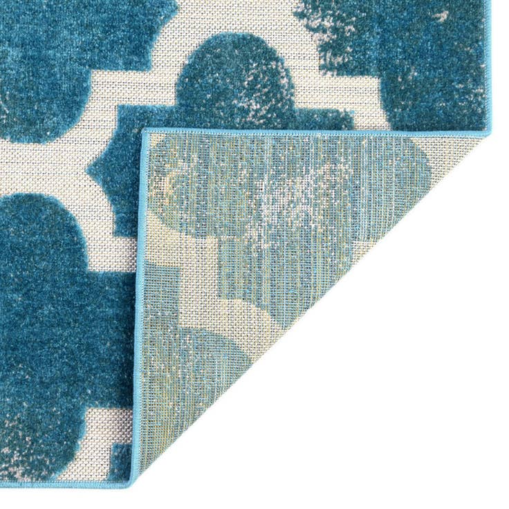 Detail image of 9' x 12' 2 Easy-Clean Trellis Indoor / Outdoor Rug