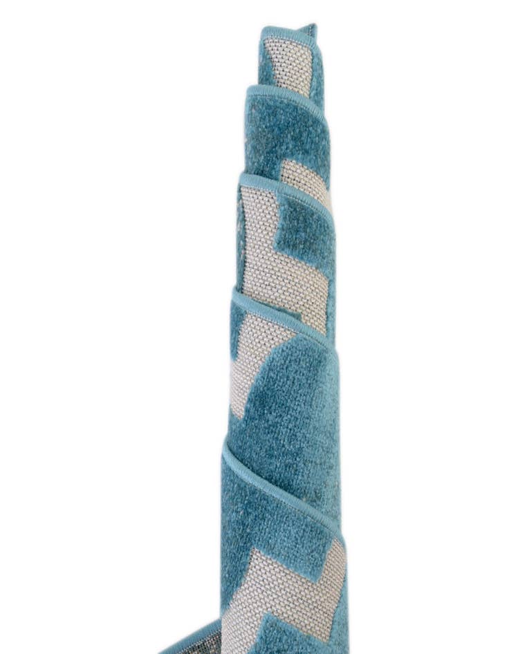 Detail image of 6' x 9'  Washable Trellis Indoor / Outdoor Rug