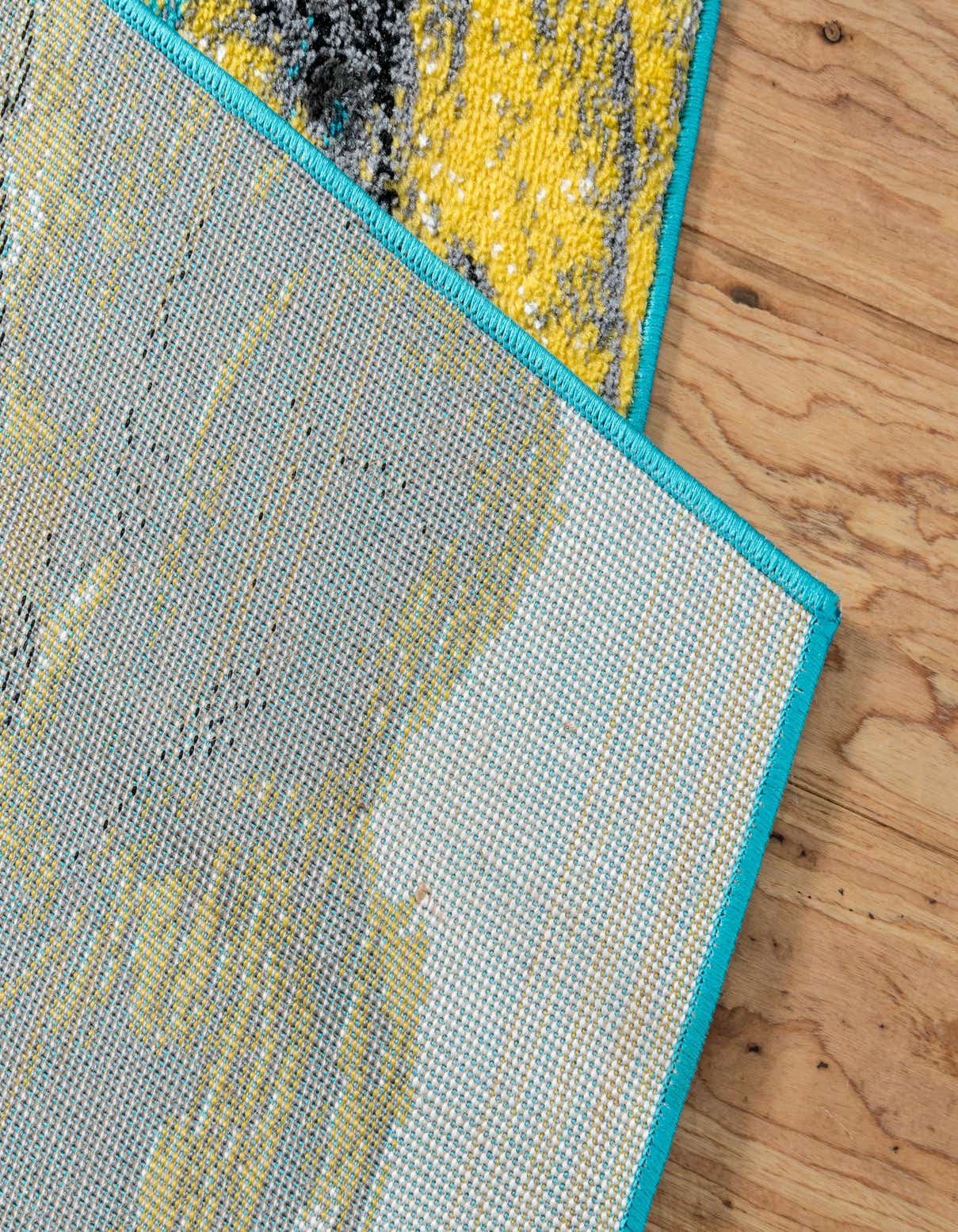 Detail image of 275cm x 365cm Metropolis Rug