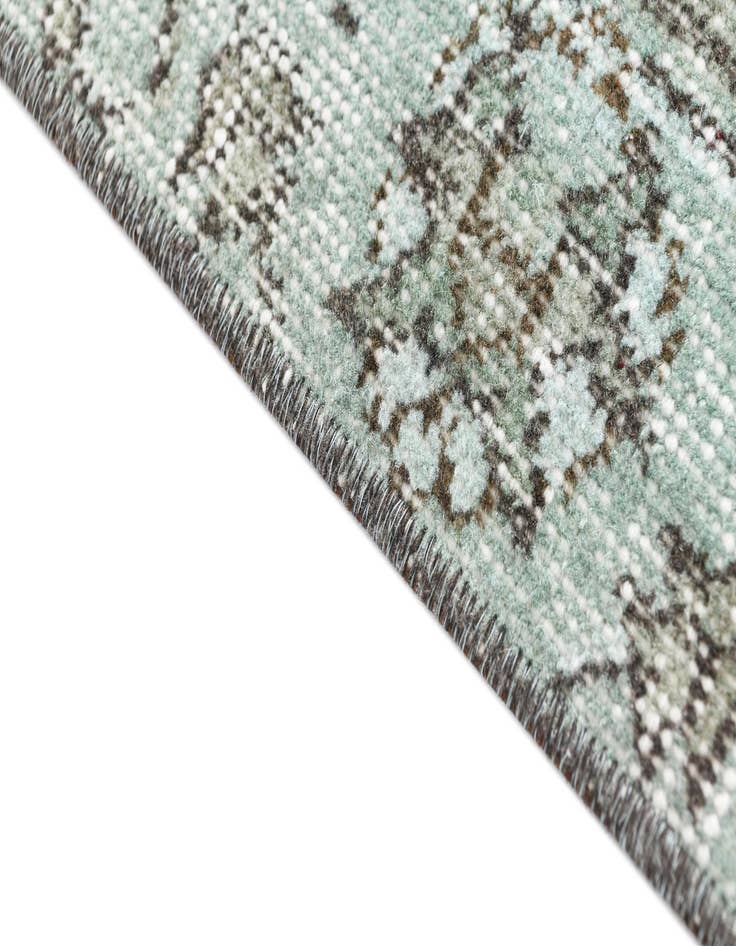 Detail image of 5' x 8' 7 Ultra Vintage Wool Rug