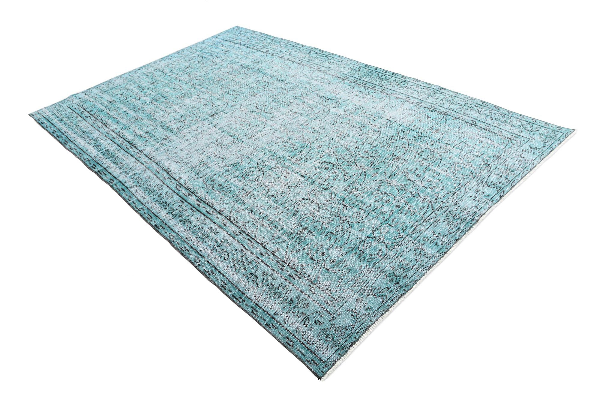 5' 8 x 8' 10 Ultra Vintage Wool Rug