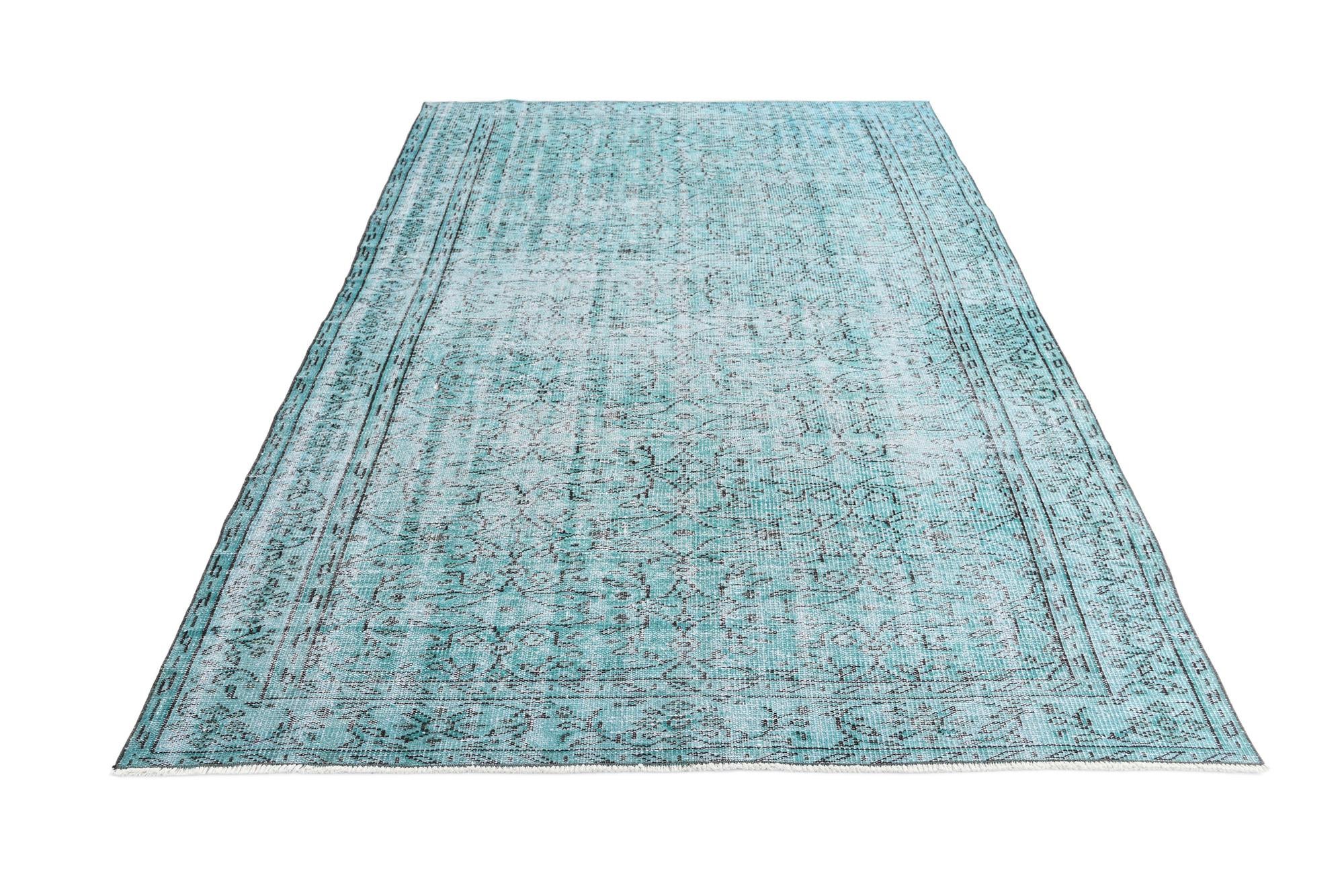 5' 8 x 8' 10 Ultra Vintage Wool Rug