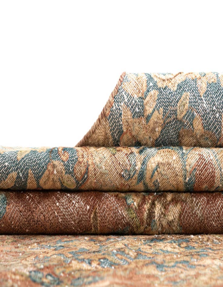 Detail image of 9' 2 x 12' Vintage Royal Wool Rug