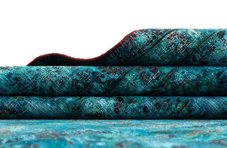 Detail image of 9' 11 x 12' 11 Vintage Royal Wool Rug
