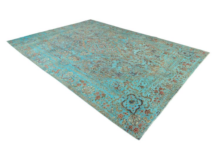 Detail image of 9' x 12' 5 Vintage Royal Wool Rug