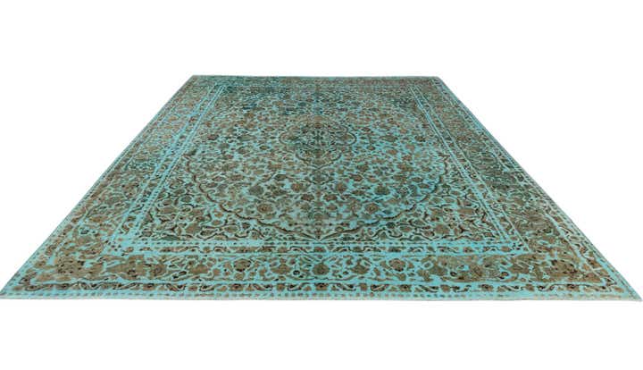 9' 6 x 12' 10 Vintage Royal Wool Rug