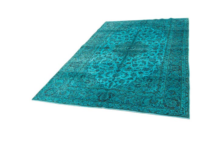 Detail image of 6' 6 x 9' 7 Vintage Royal Rug
