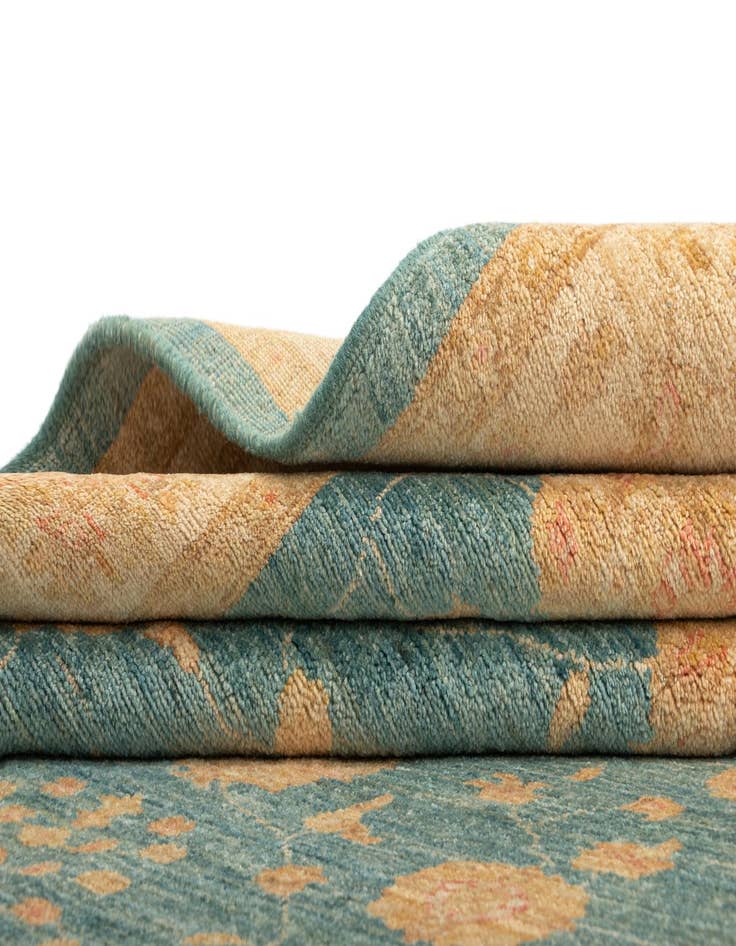 Detail image of 5' 9 x 7' 6 Ziegler Wool Rug