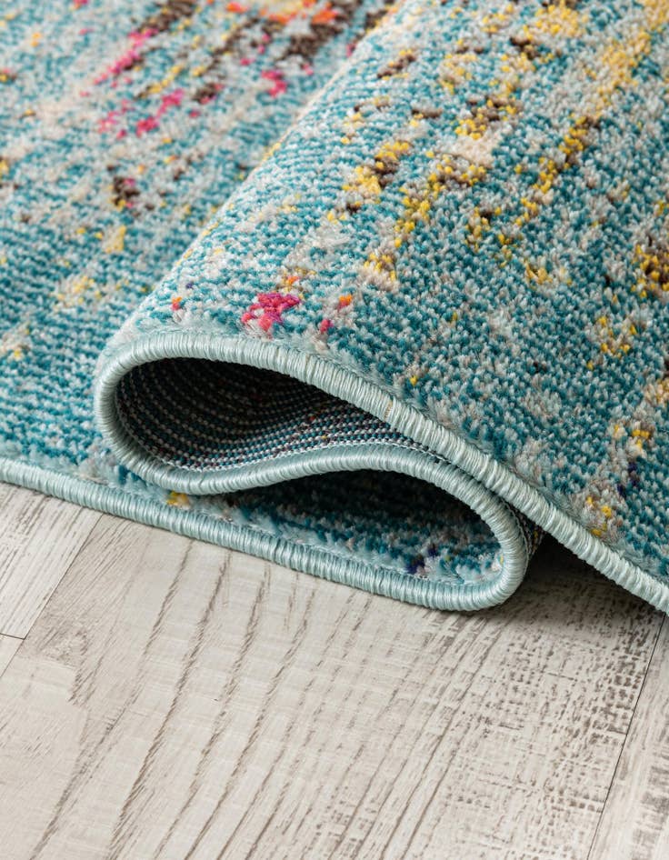 Detail image of 8' x 8'  Washable Arte Round Rug