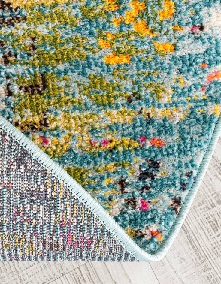 Detail image of 8' x 8'  Washable Arte Round Rug