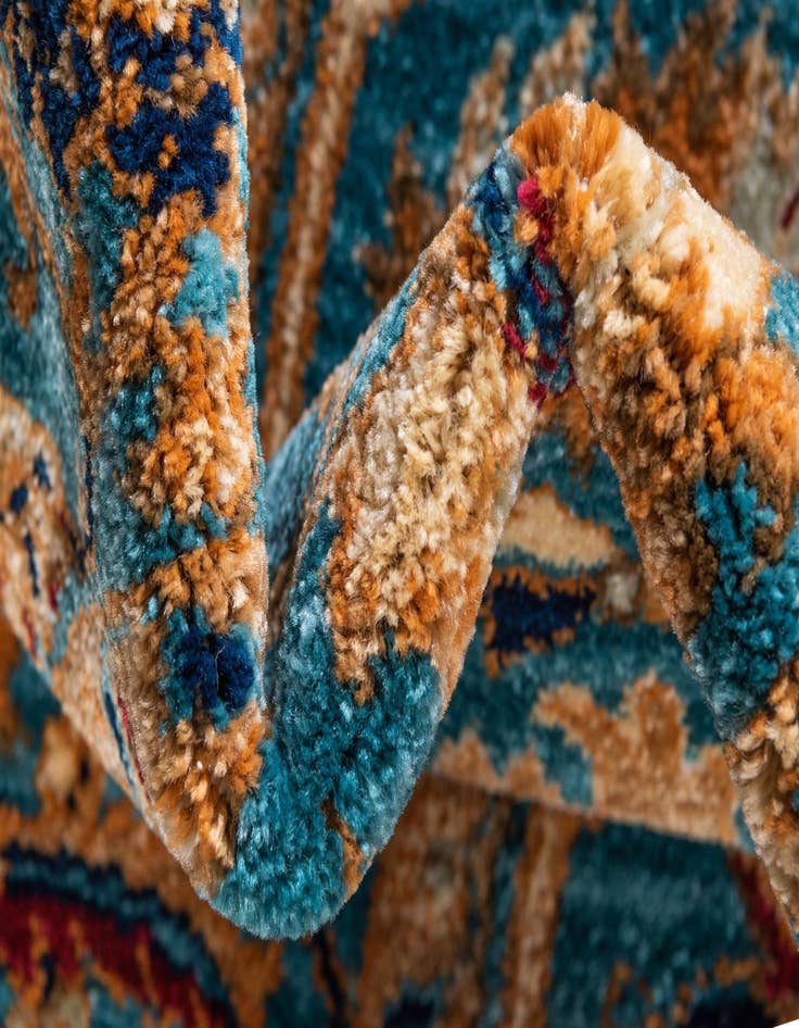 Detail image of 4' 5 x 4' 5 Charlestown Round Rug