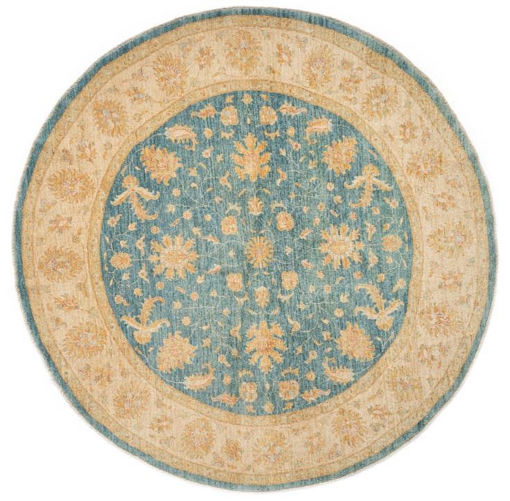 Detail image of 8' 2 x 8' 3 Kaizar Wool Round Rug