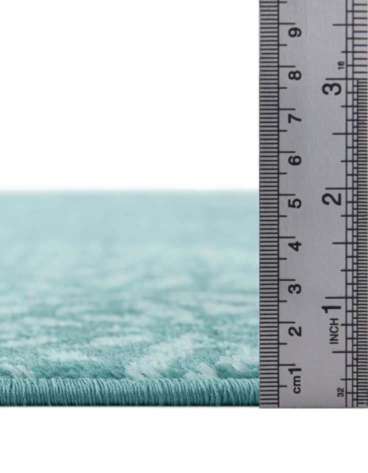 Detail image of 7' x 7' Monaco Round Rug
