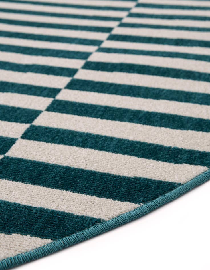 Detail image of 8' x 8' SoHo Round Rug