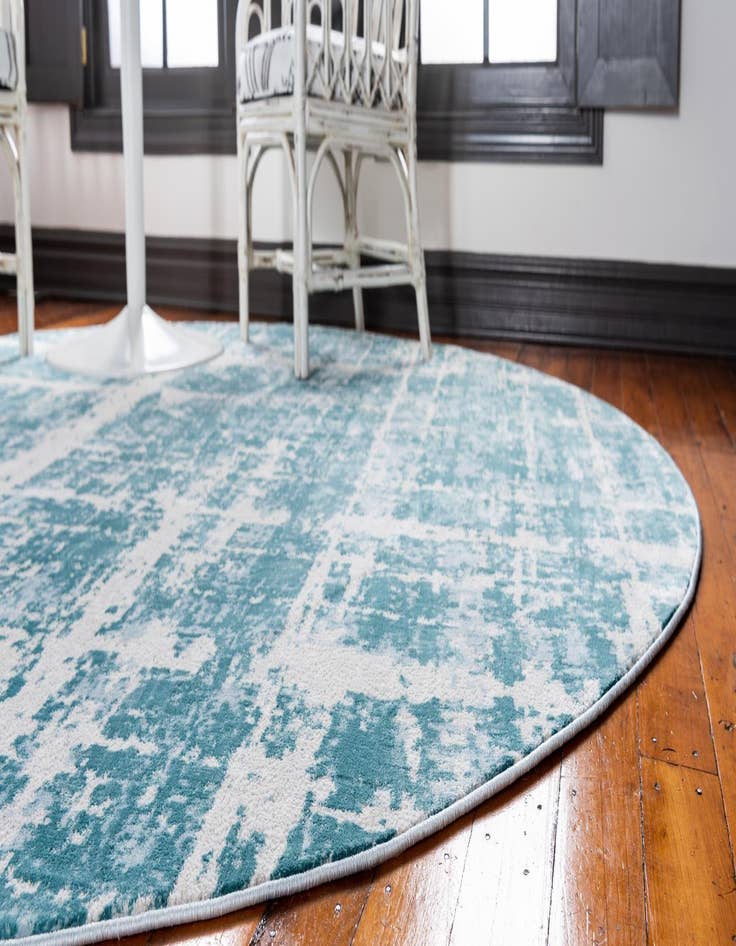 Detail image of 8' x 8' Uptown Lexington Avenue Round Rug
