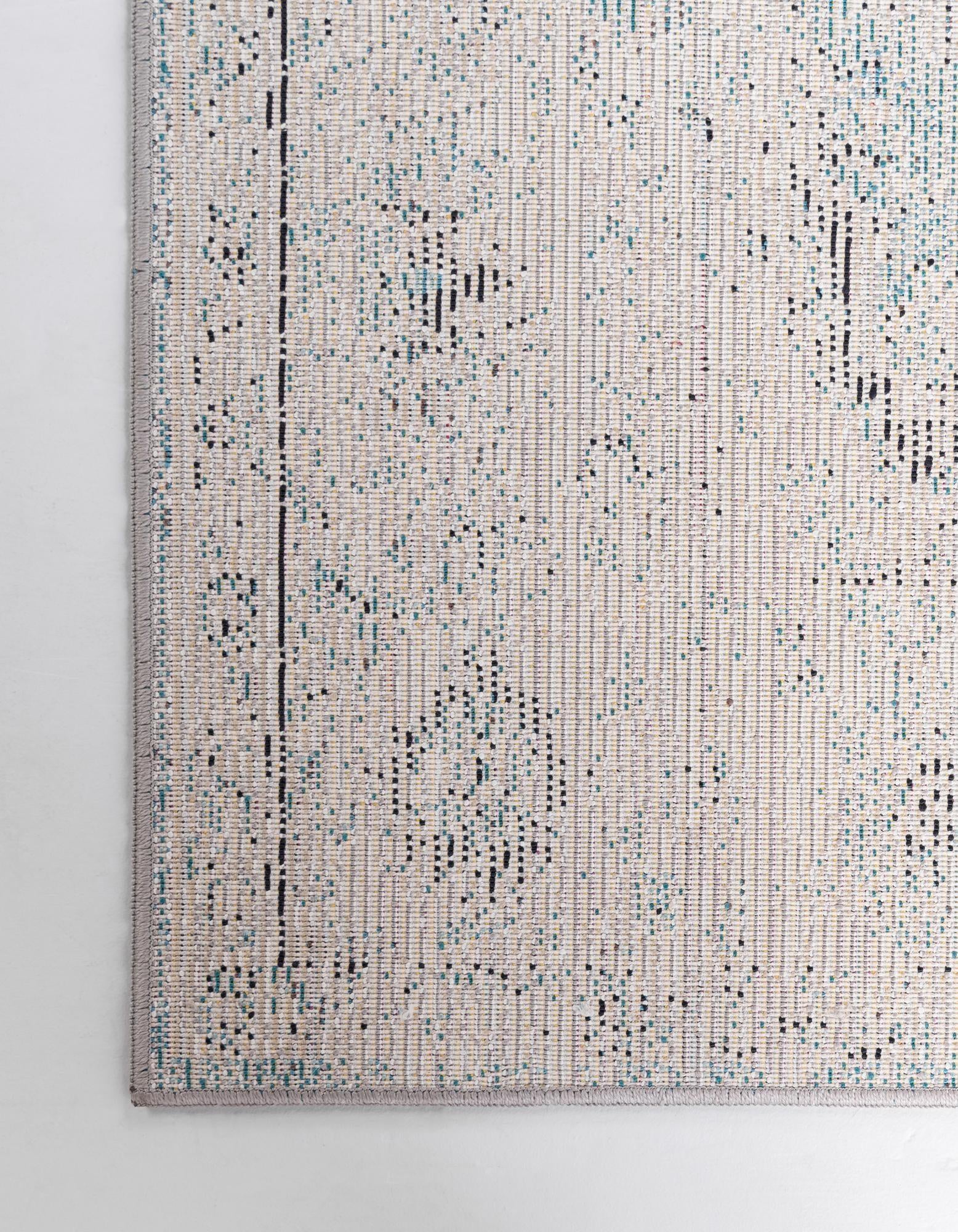 2' 2 x 6' Amulet Runner Rug