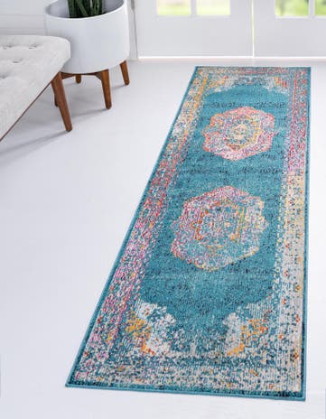 2' 7 x 10' Amulet Runner Rug