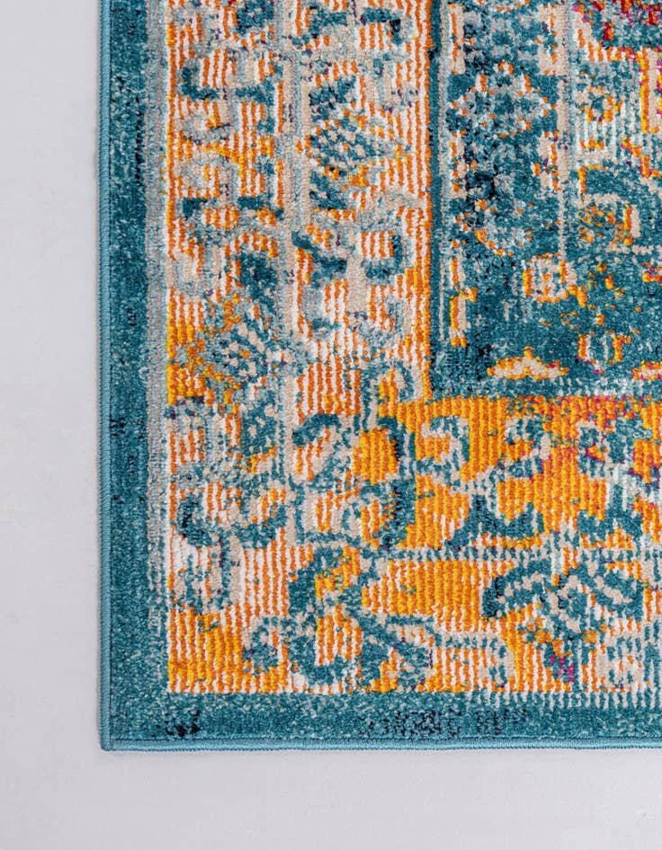 Detail image of 2' 7 x 10' Amulet Runner Rug