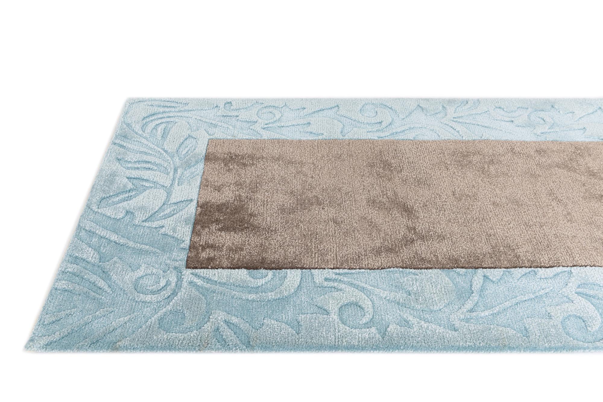 2' 9 x 10' Hand Knotted Darya Wool Runner Rug