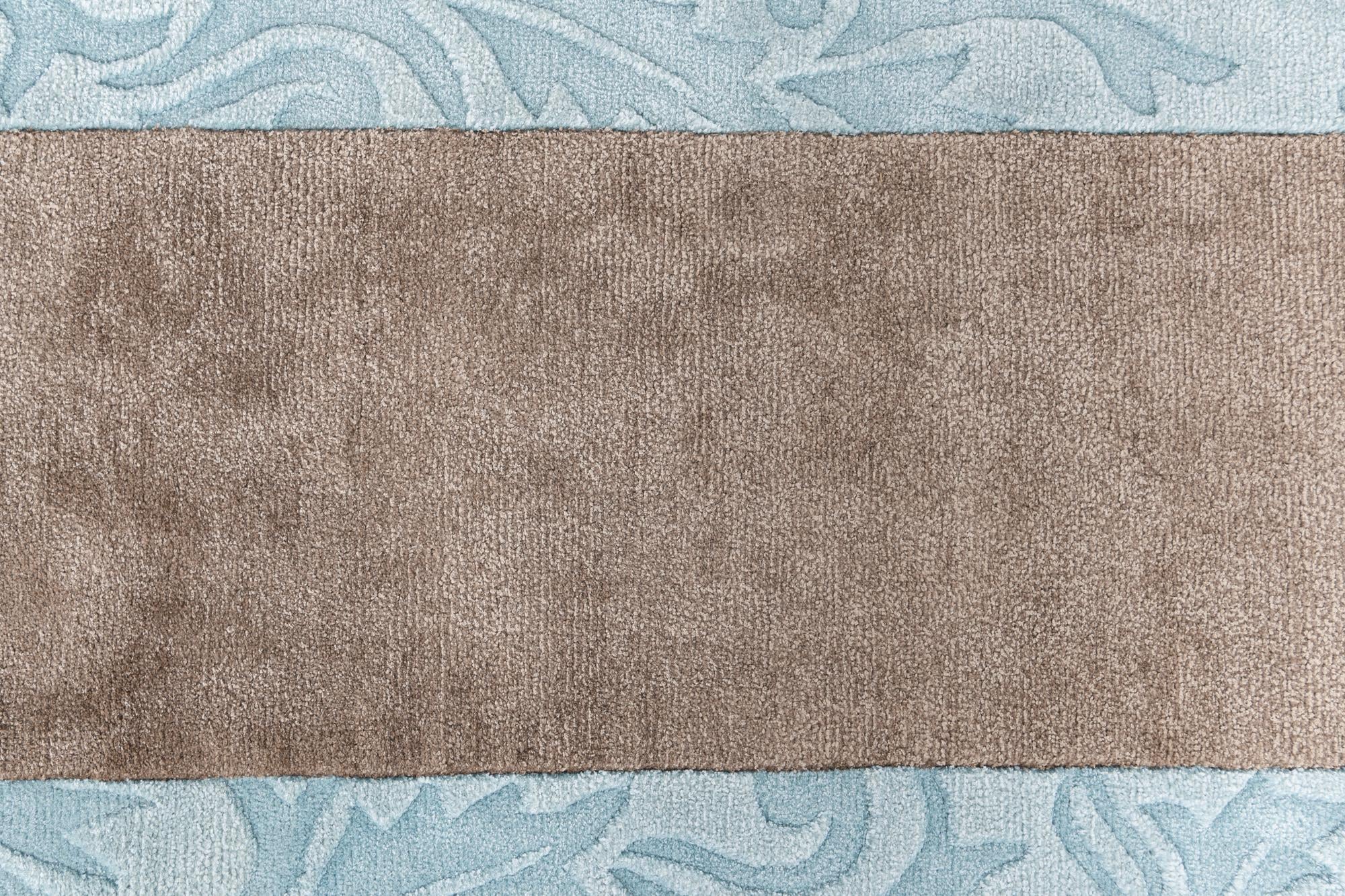 2' 9 x 10' Hand Knotted Darya Wool Runner Rug