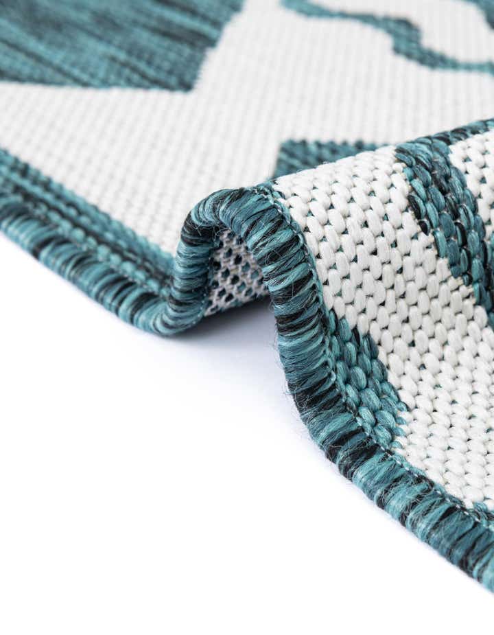 2' x 8' Easy-Clean Coastal Indoor / Outdoor Runner Rug