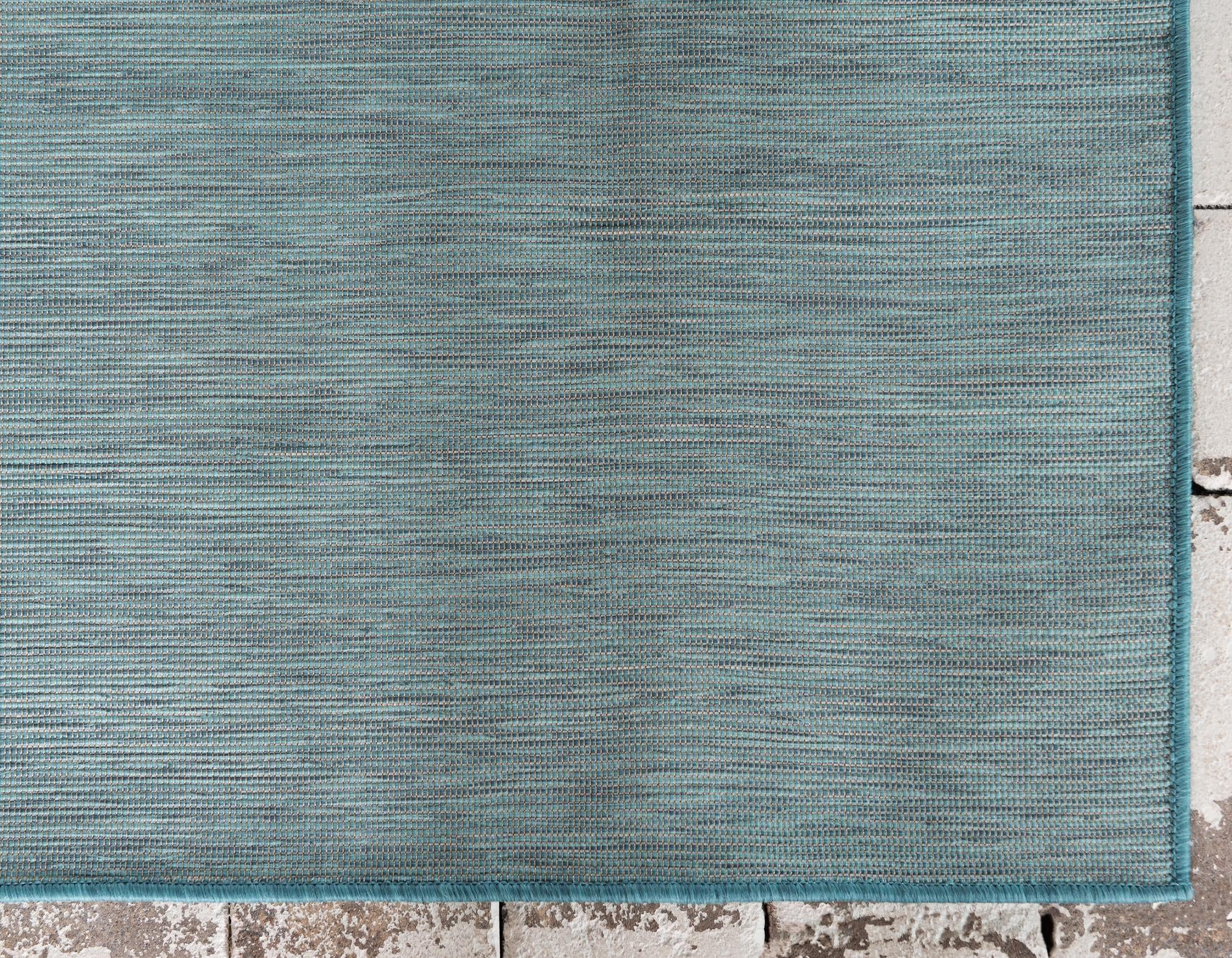 2' x 6' Easy-Clean Solid Indoor / Outdoor Runner Rug