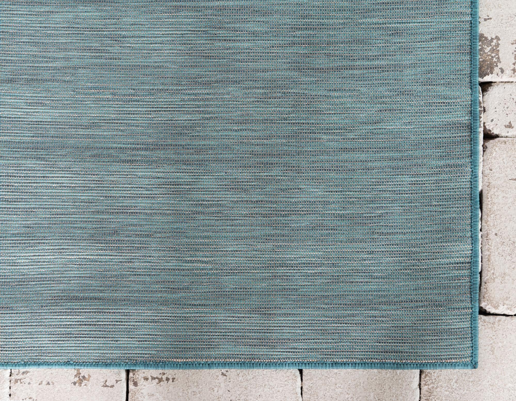 2' x 6' Easy-Clean Solid Indoor / Outdoor Runner Rug