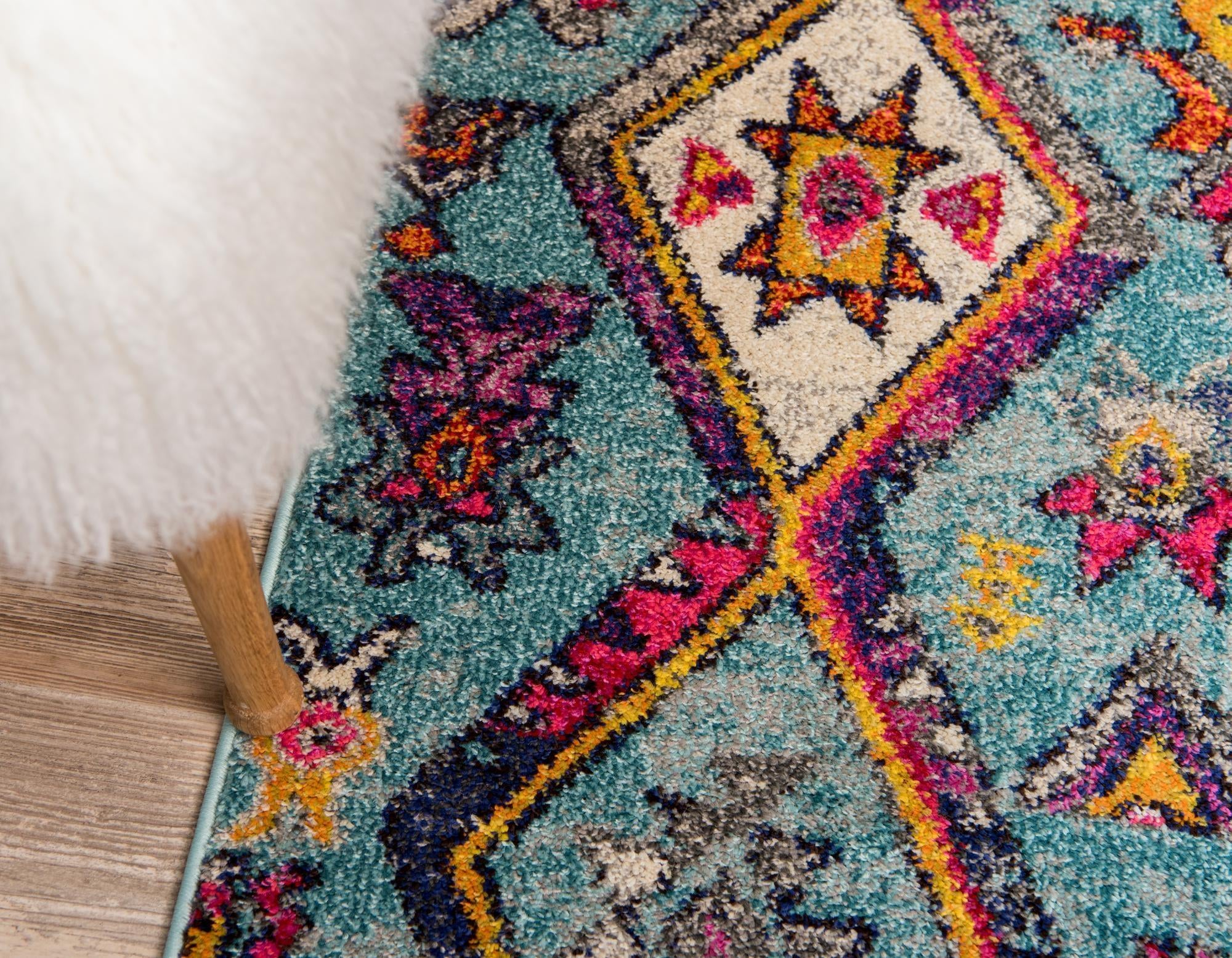 2' 2 x 6' 9 Washable Santa Fe Runner Rug