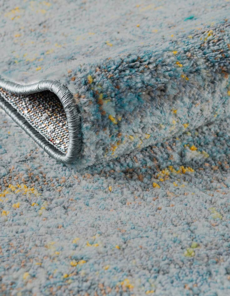 Detail image of 2' 2 x 6' Santiago Runner Rug