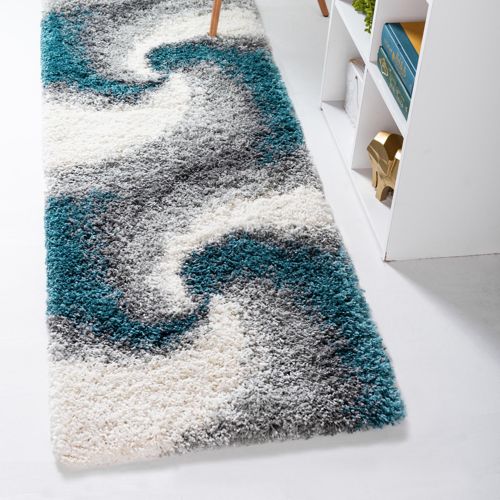2' 7 x 13' Soft Touch Shag Runner Rug
