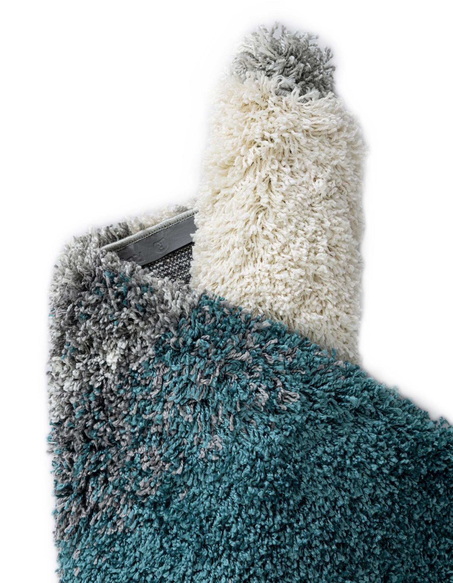 2' 7 x 10' Soft Touch Shag Runner Rug
