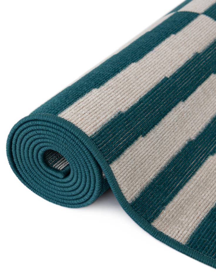 Detail image of 2' 9 x 9' 10 SoHo Runner Rug