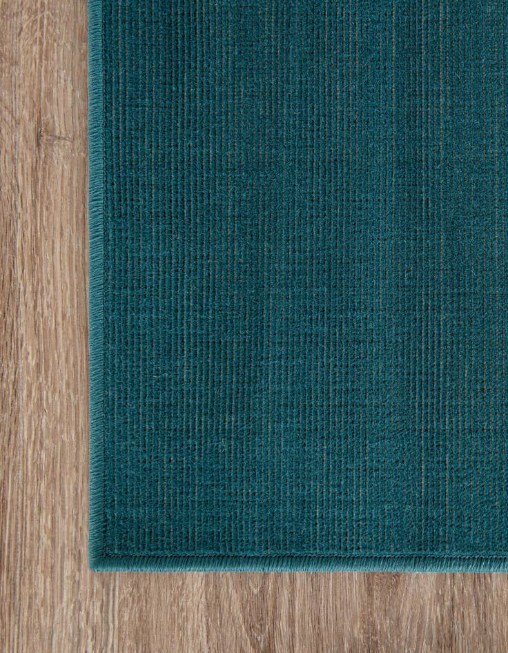 Detail image of 2' 9 x 9' 10 SoHo Runner Rug