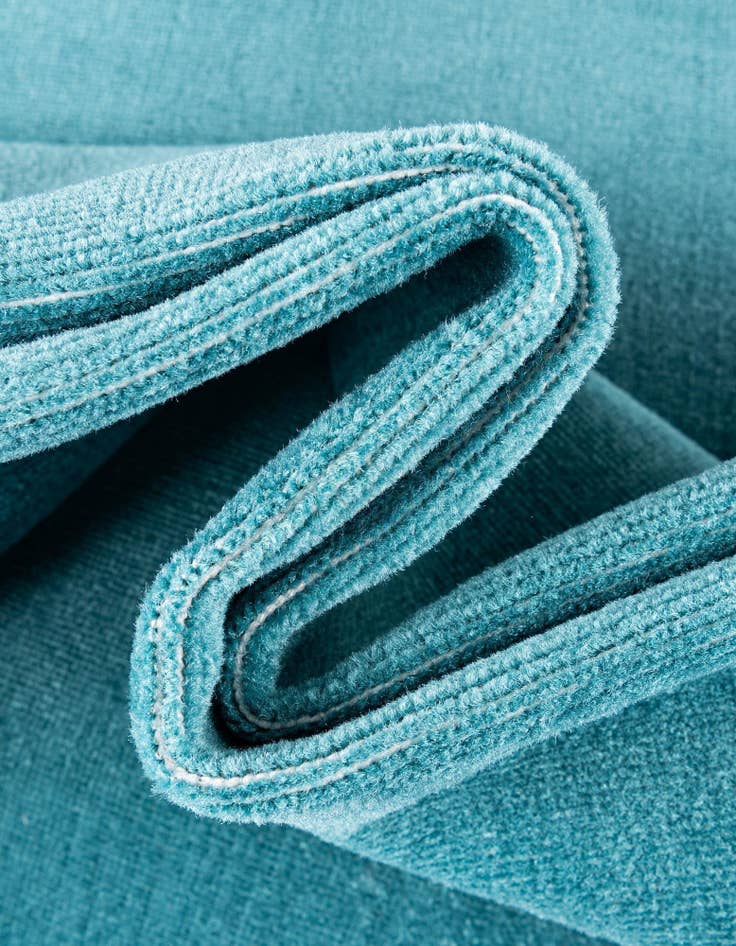 Detail image of 2' 9 x 9' 10 SoHo Runner Rug