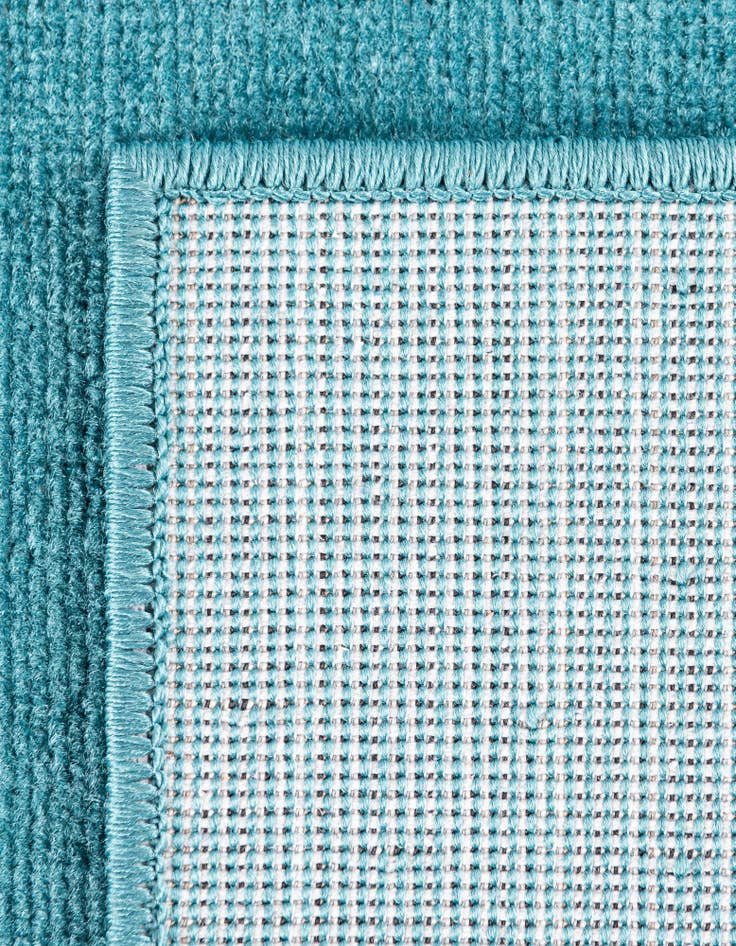 Detail image of 2' 9 x 9' 10 SoHo Runner Rug