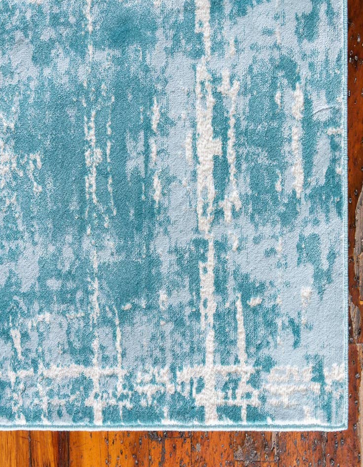 Detail image of 2' 7 x 8' Uptown Lexington Avenue Runner Rug