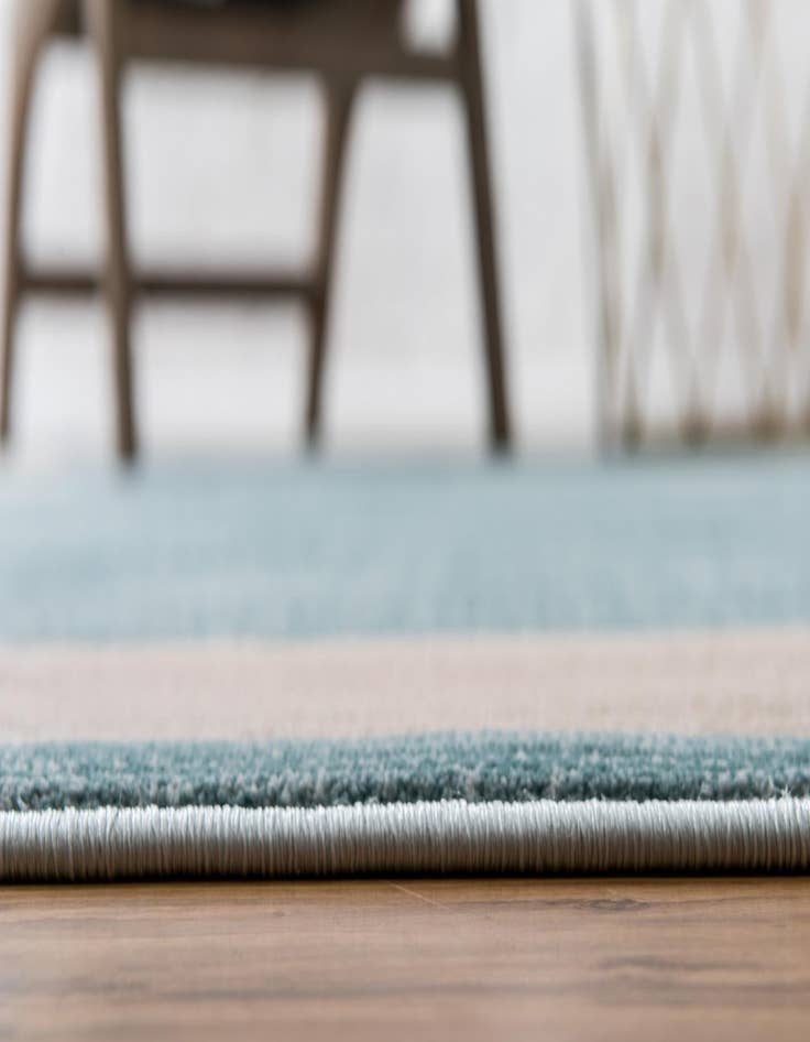 Detail image of 2' 2 x 6' Uptown Yorkville Runner Rug