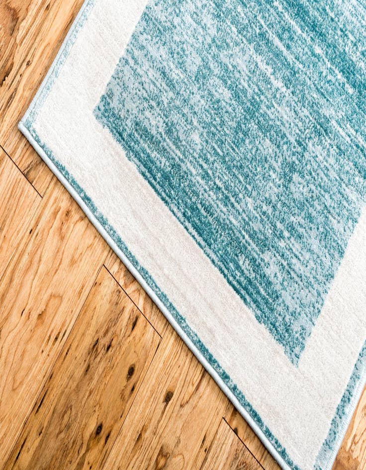 Detail image of 2' 2 x 6' Uptown Yorkville Runner Rug
