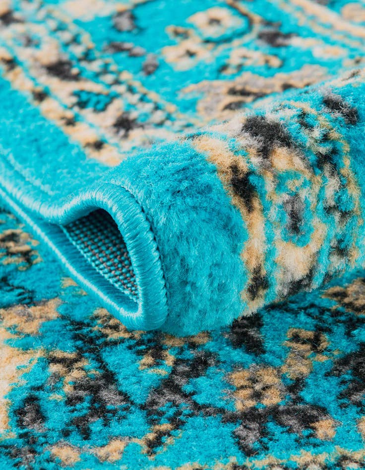 Detail image of 7' 10 x 7' 10 Amaya Square Rug