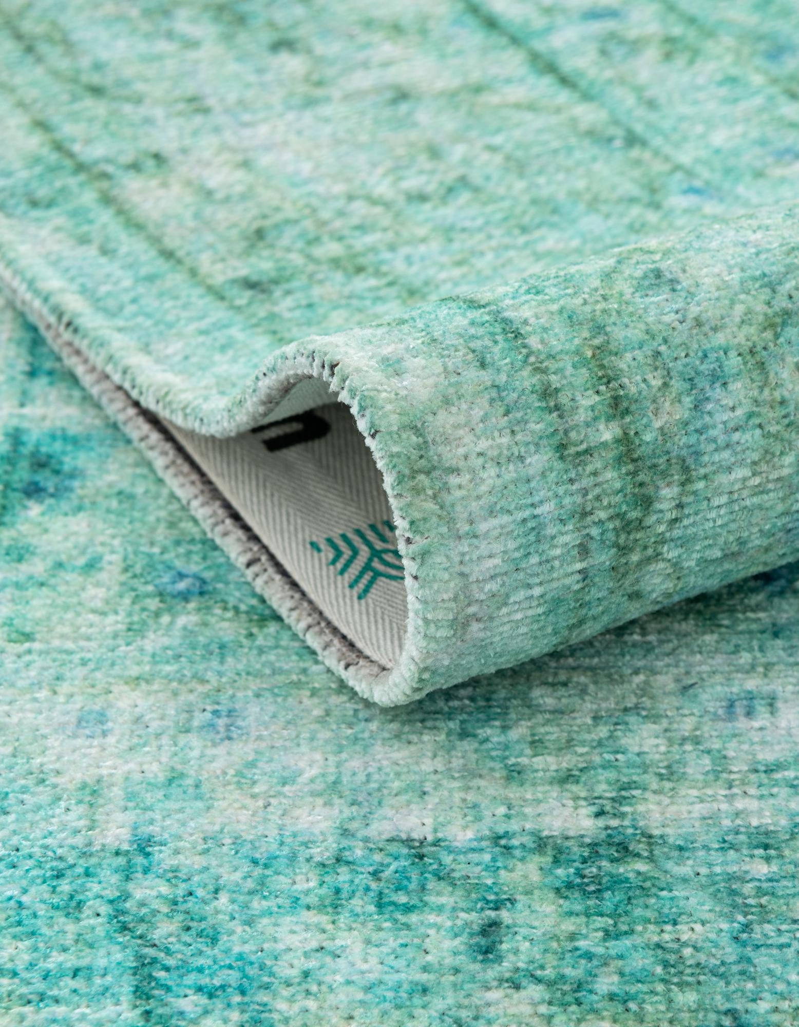 5' 1 x 5' 1 Boutique Square Rug