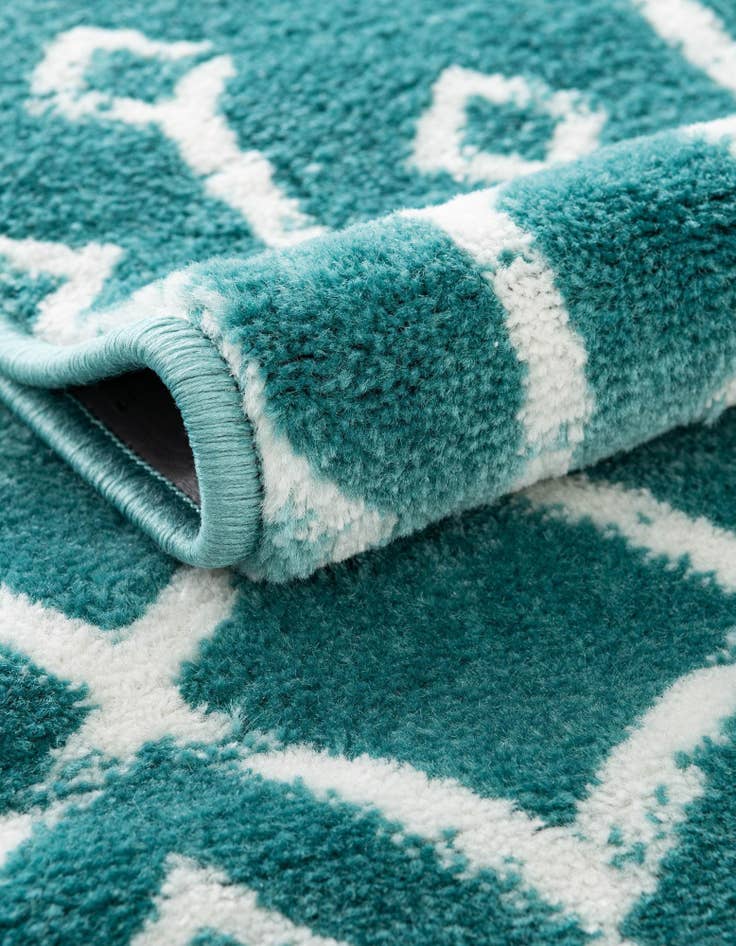 Detail image of 7' 10 x 7' 10 Kasbah Trellis Square Rug