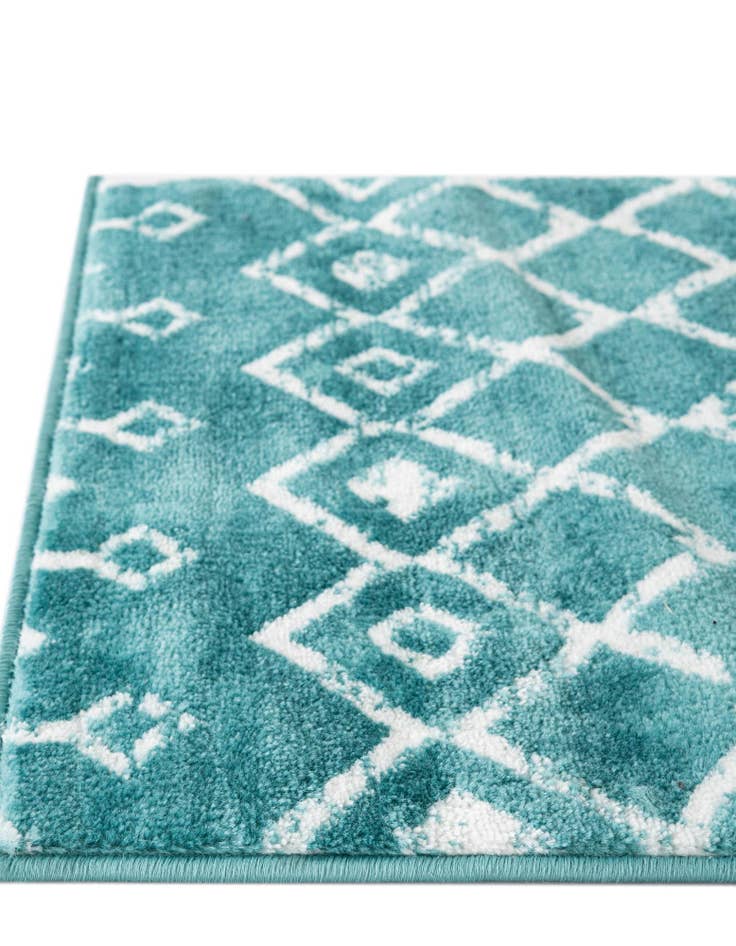 Detail image of 7' 10 x 7' 10 Kasbah Trellis Square Rug