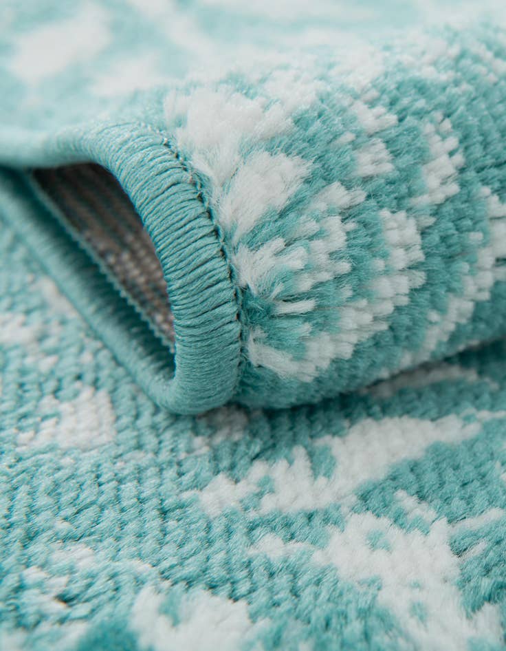 Detail image of 6' x 6' Monte Carlo Square Rug