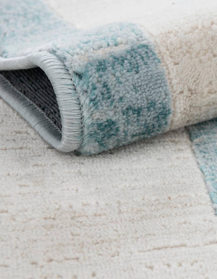 Detail image of 7' 10 x 7' 10 Uptown Yorkville Square Rug
