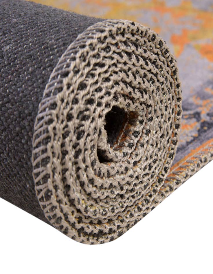 Detail image of 4' x 6' Washable Francesca Rug