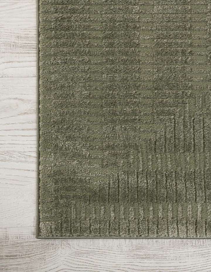 2' 7 x 12' Textura Designer Runner Rug